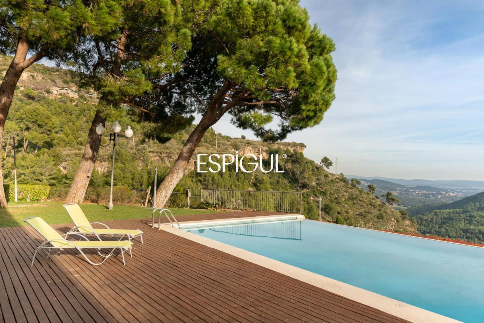 11 bedroom Villa for sale in Sant Feliu de Codines with pool garage - € 1,990,000 (Ref: 10016077)