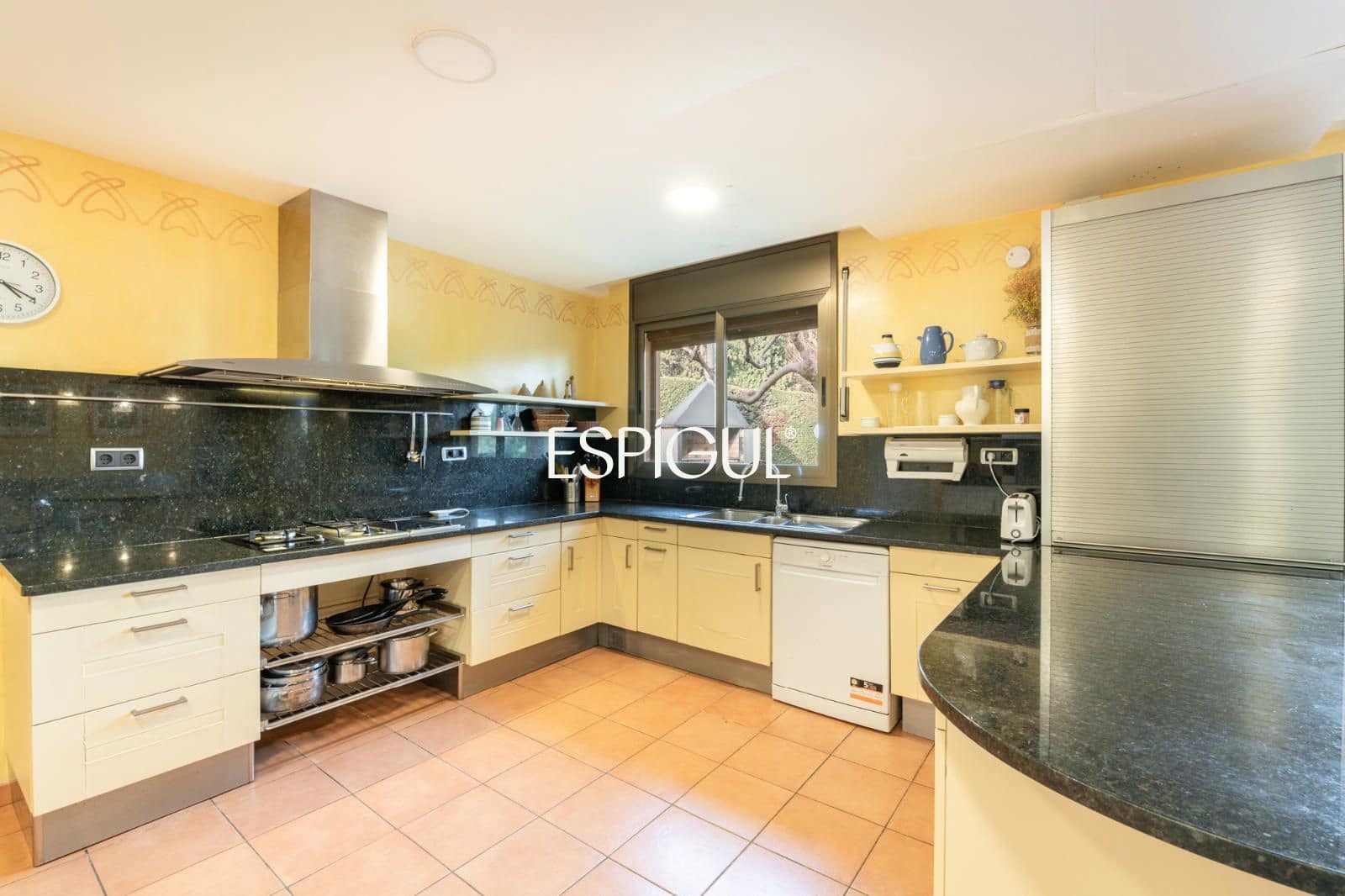 11 bedroom Villa for sale in Sant Feliu de Codines with pool garage - € 1,990,000 (Ref: 10016077)