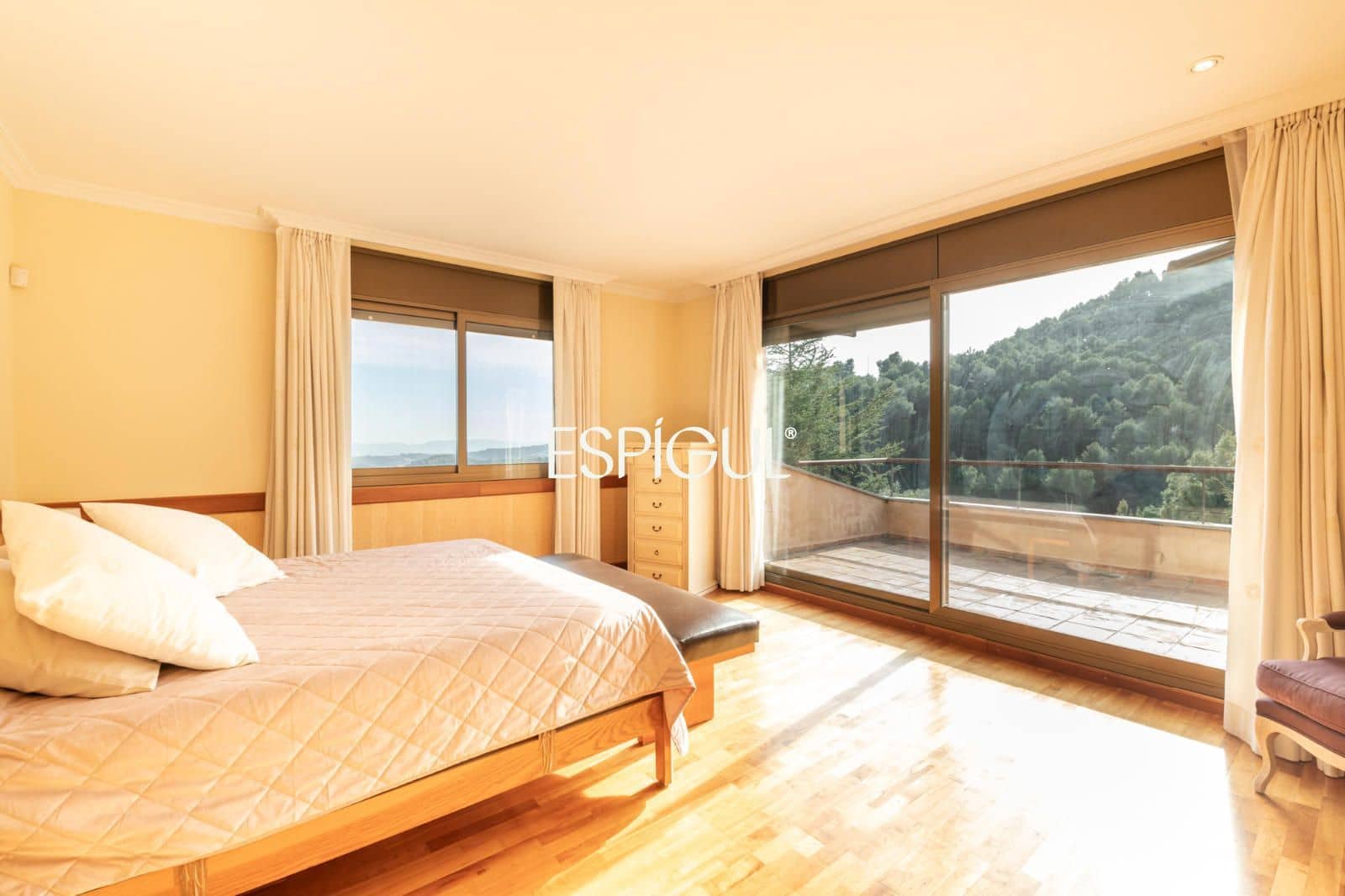 11 bedroom Villa for sale in Sant Feliu de Codines with pool garage - € 1,990,000 (Ref: 10016077)