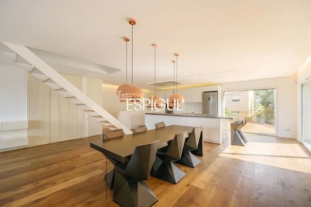 Piso de 4 habitaciones en Tiana en venta con piscina garaje - 998.000 € (Ref: 10016079)