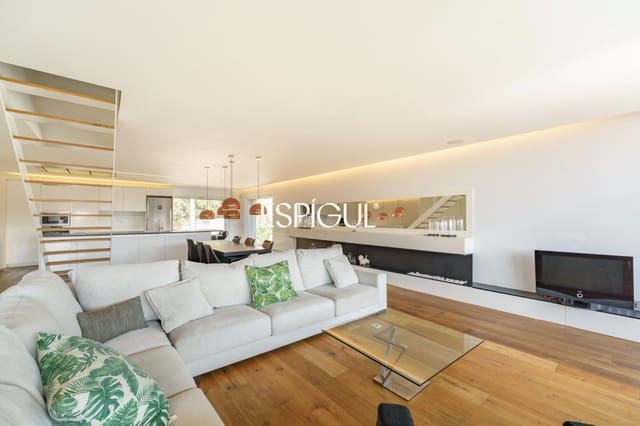 Piso de 4 habitaciones en Tiana en venta con piscina garaje - 998.000 € (Ref: 10016079)