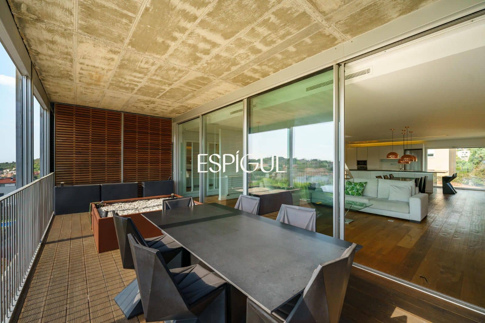 Piso de 4 habitaciones en Tiana en venta con piscina garaje - 998.000 € (Ref: 10016079)