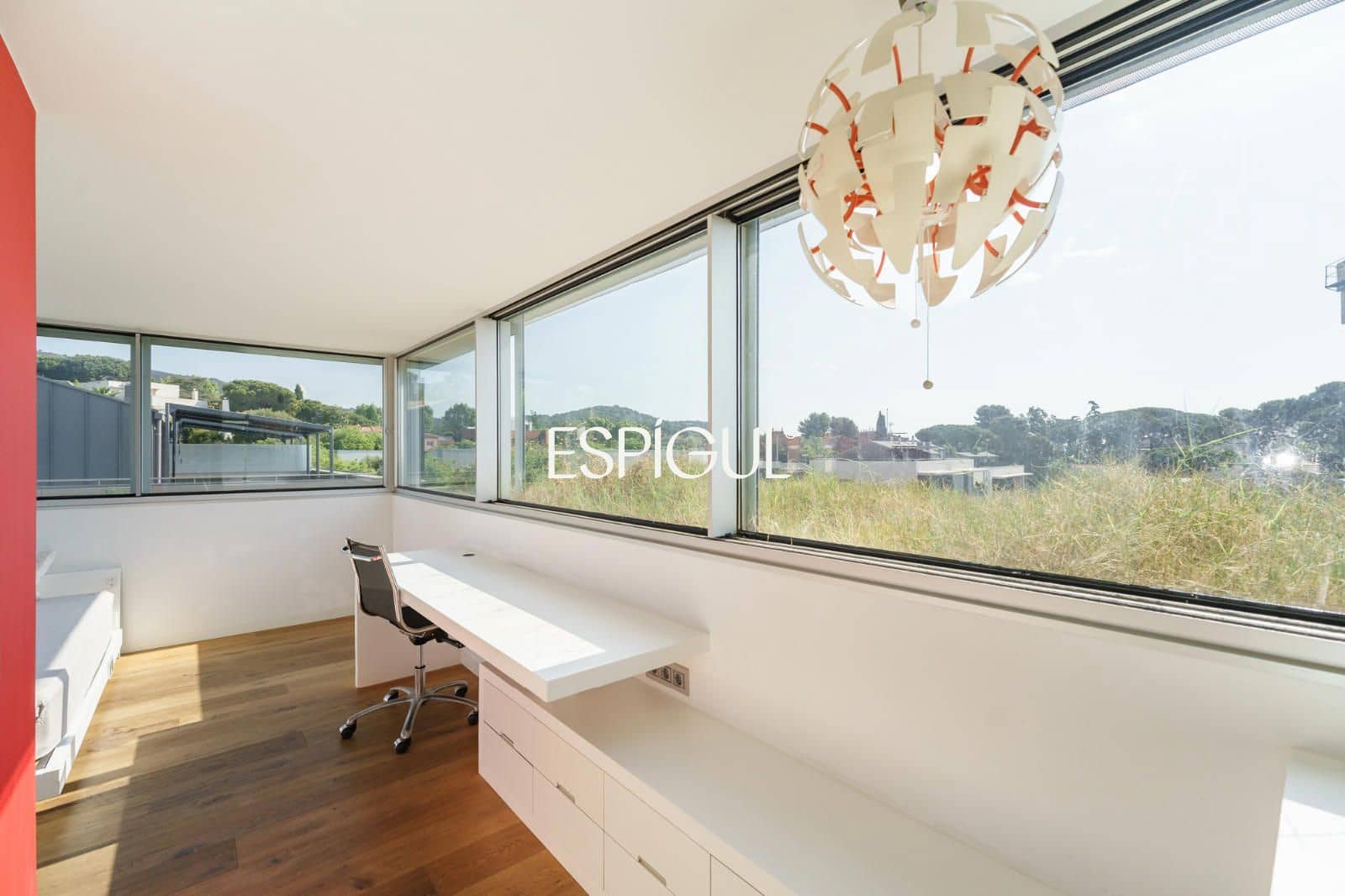 Piso de 4 habitaciones en Tiana en venta con piscina garaje - 998.000 € (Ref: 10016079)