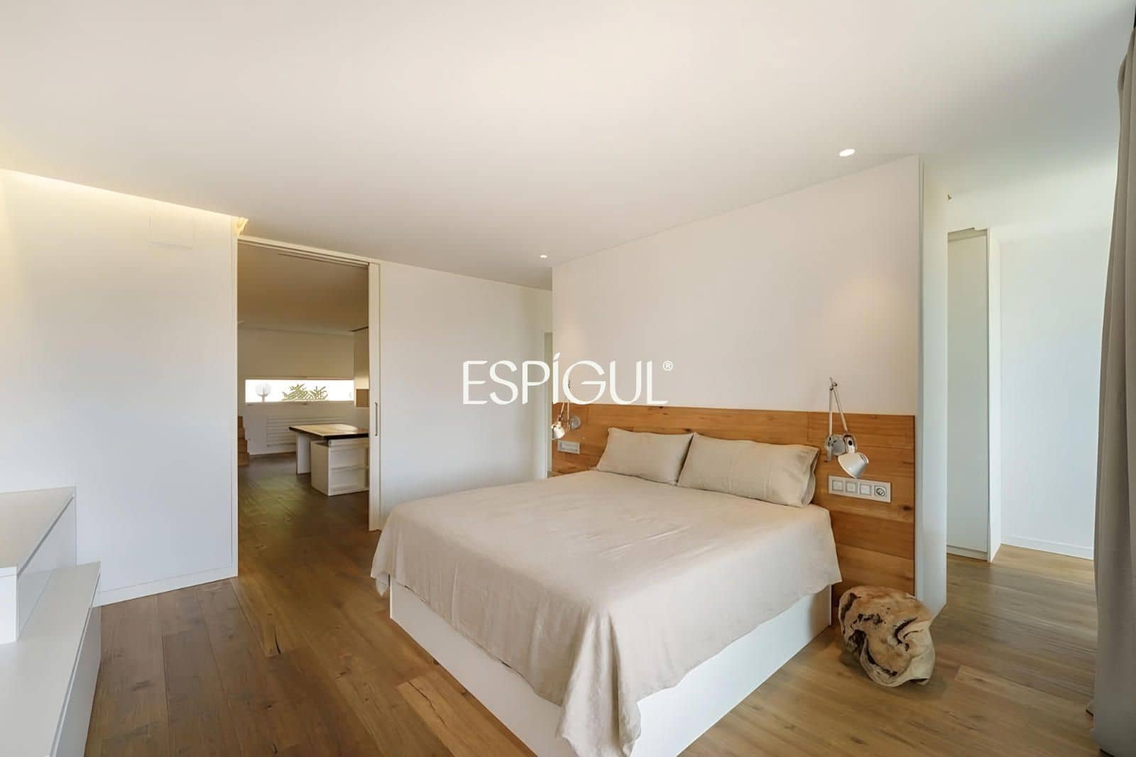 Piso de 4 habitaciones en Tiana en venta con piscina garaje - 998.000 € (Ref: 10016079)