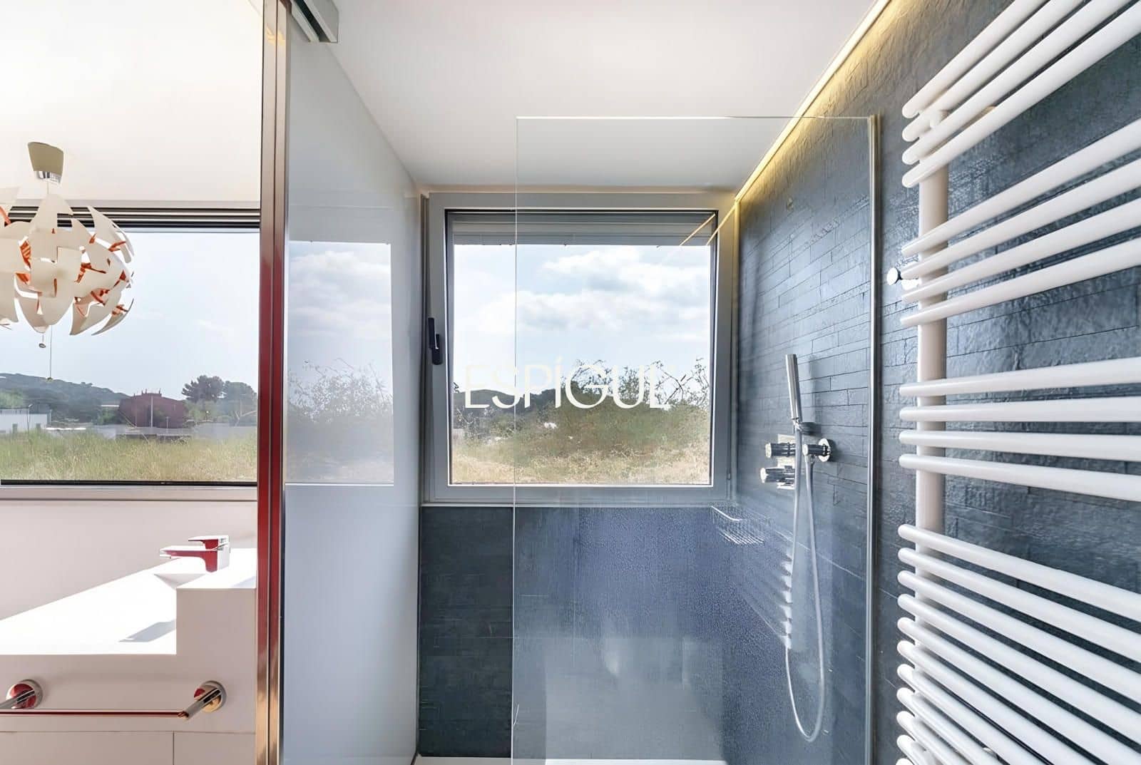 Piso de 4 habitaciones en Tiana en venta con piscina garaje - 998.000 € (Ref: 10016079)