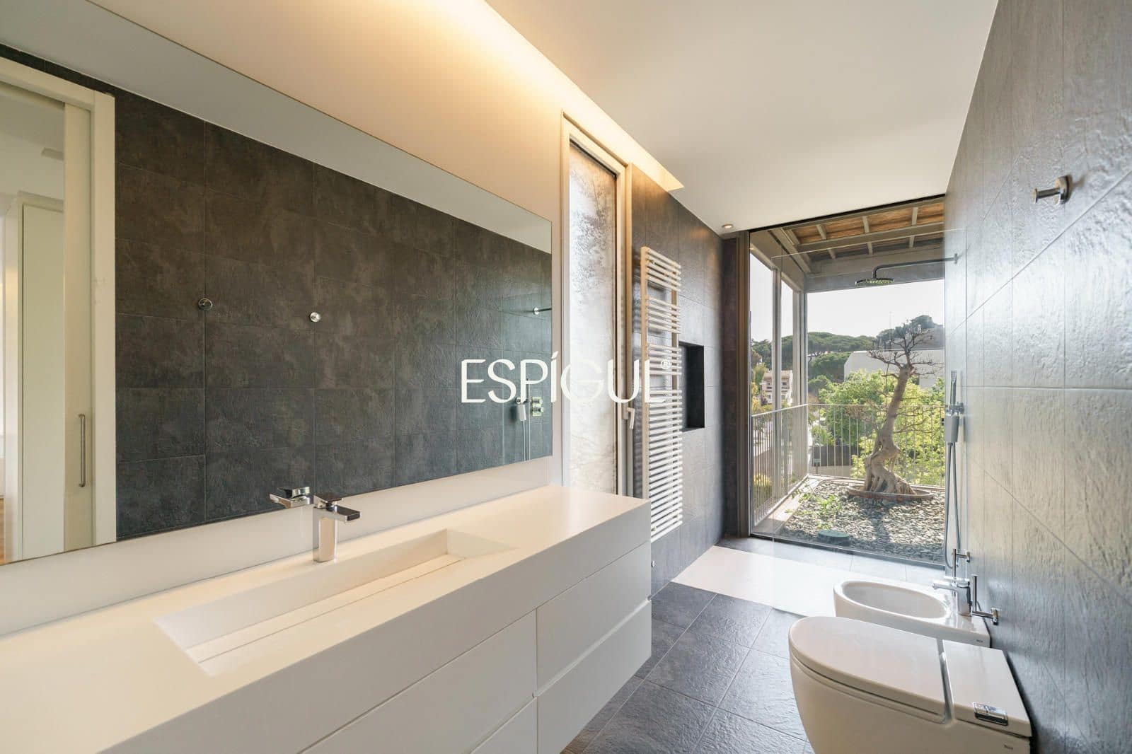 Piso de 4 habitaciones en Tiana en venta con piscina garaje - 998.000 € (Ref: 10016079)