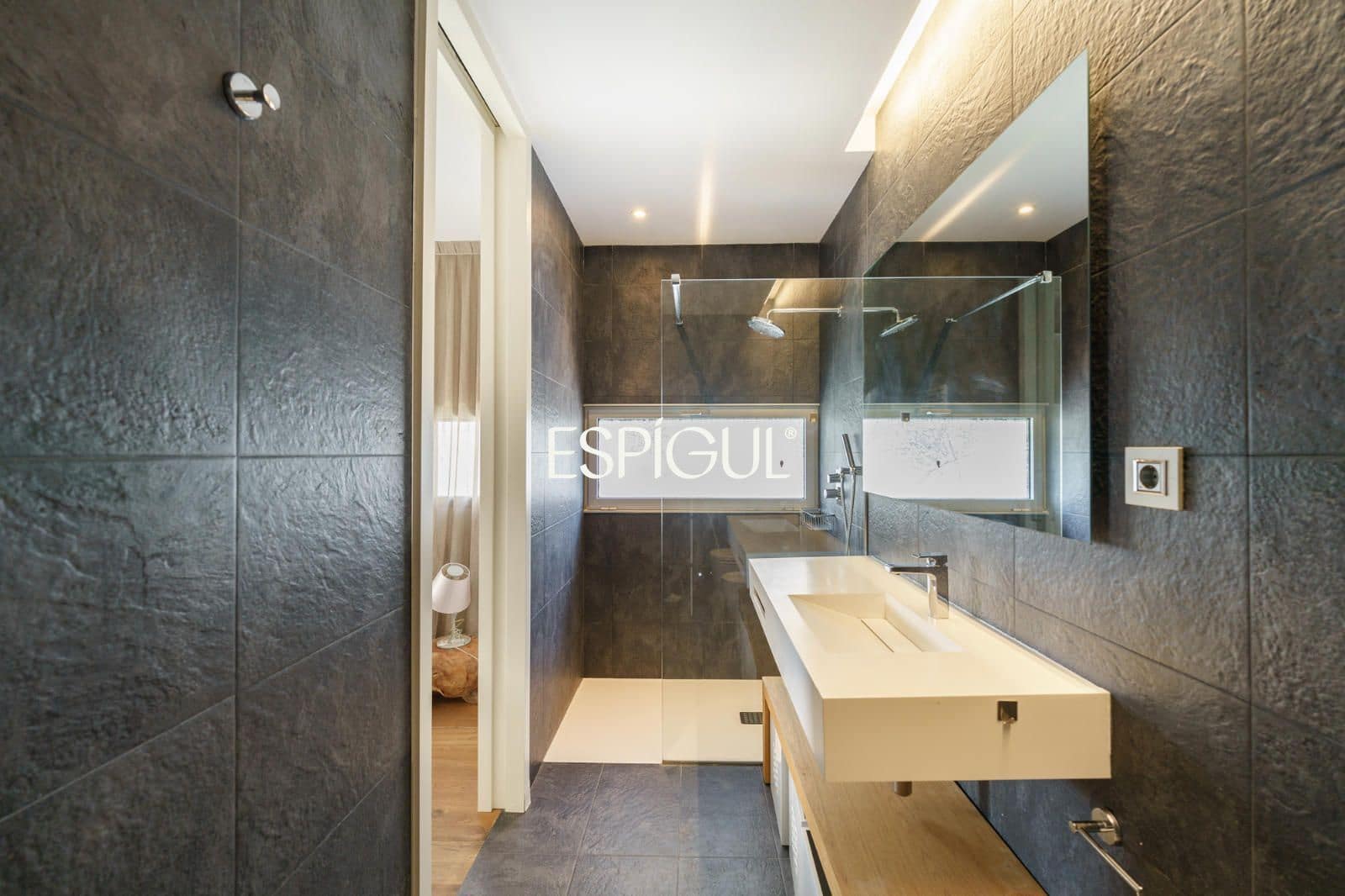 Piso de 4 habitaciones en Tiana en venta con piscina garaje - 998.000 € (Ref: 10016079)