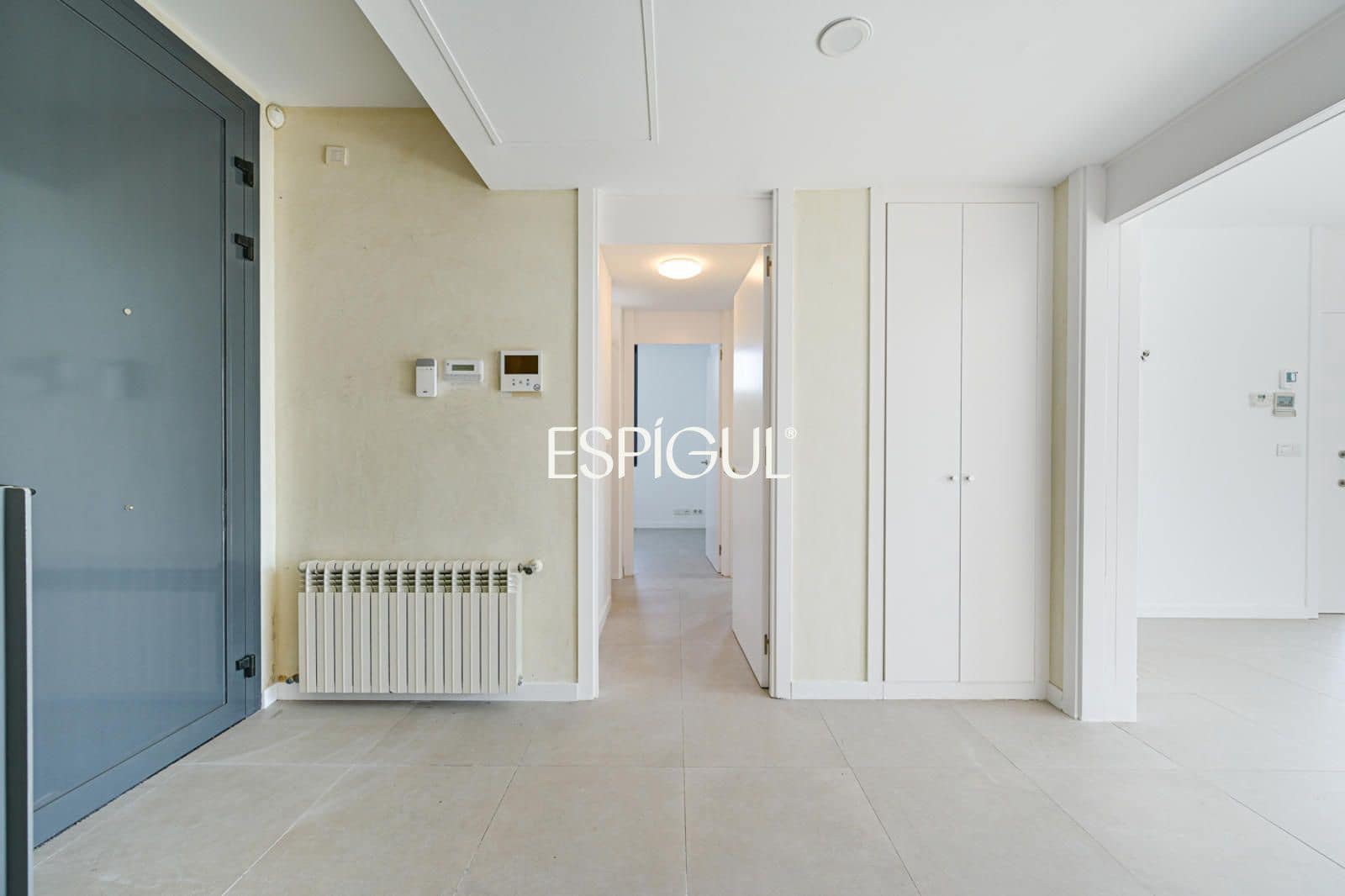 Chalet de 4 habitaciones en Sant Vicenç de Montalt en venta con piscina garaje - 889.000 € (Ref: 10016083)