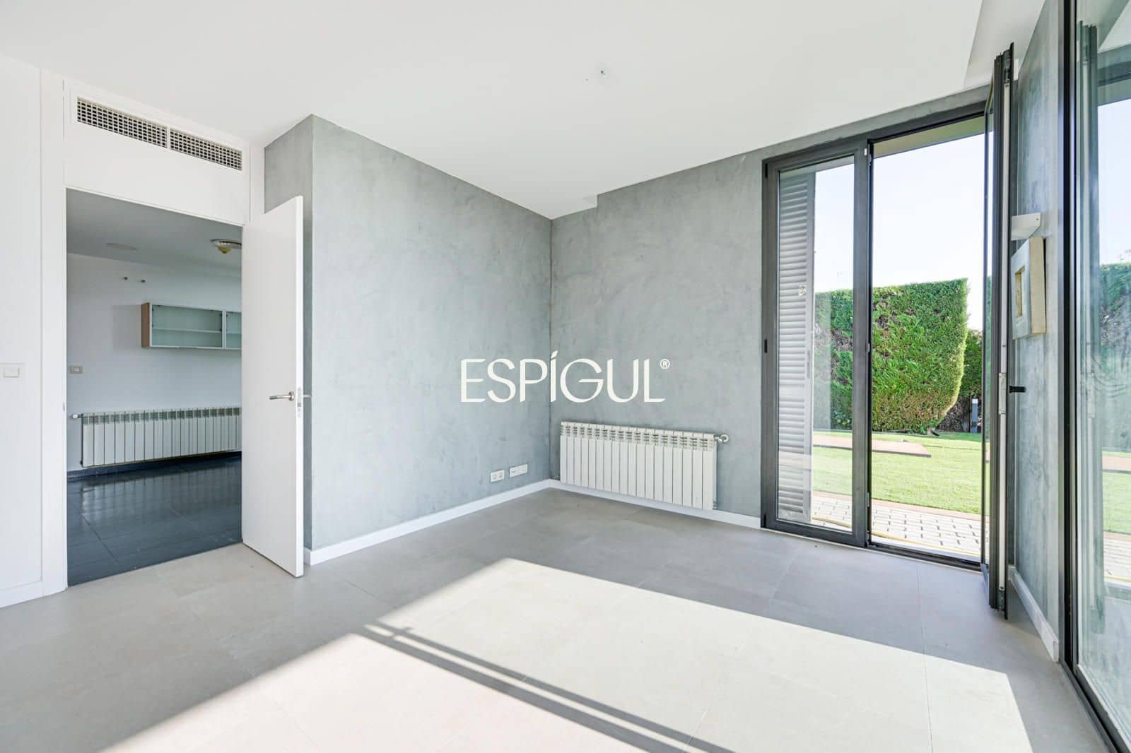 Chalet de 4 habitaciones en Sant Vicenç de Montalt en venta con piscina garaje - 889.000 € (Ref: 10016083)