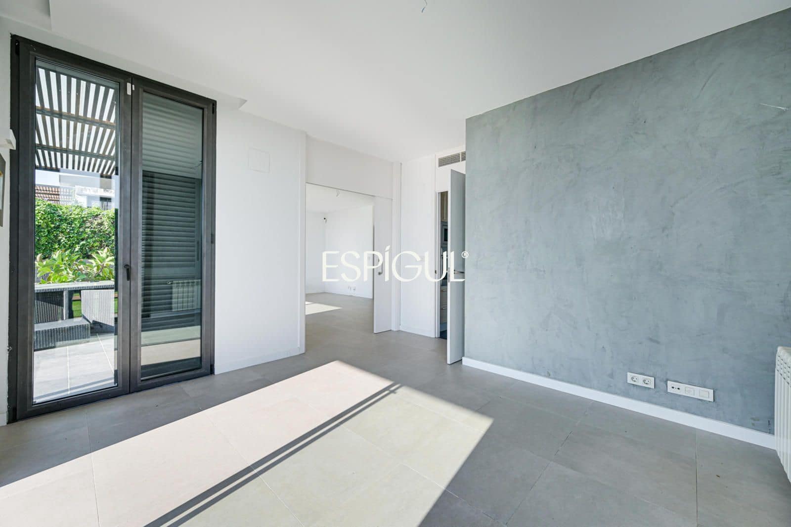 Chalet de 4 habitaciones en Sant Vicenç de Montalt en venta con piscina garaje - 889.000 € (Ref: 10016083)