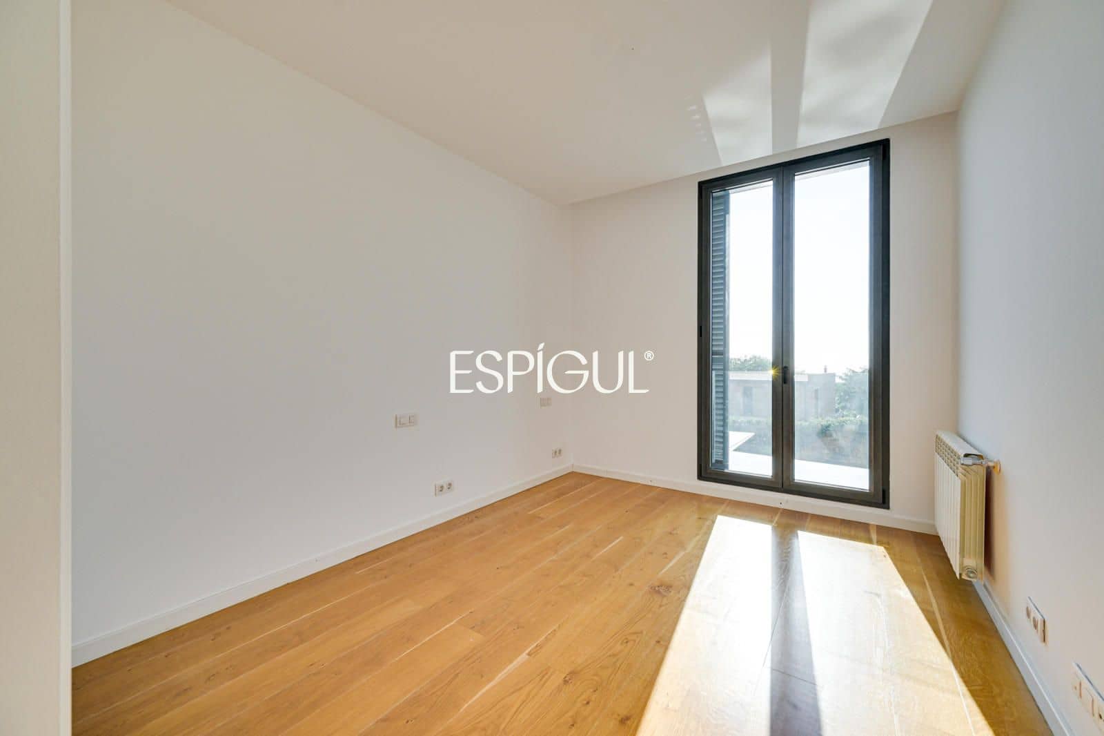 Chalet de 4 habitaciones en Sant Vicenç de Montalt en venta con piscina garaje - 889.000 € (Ref: 10016083)