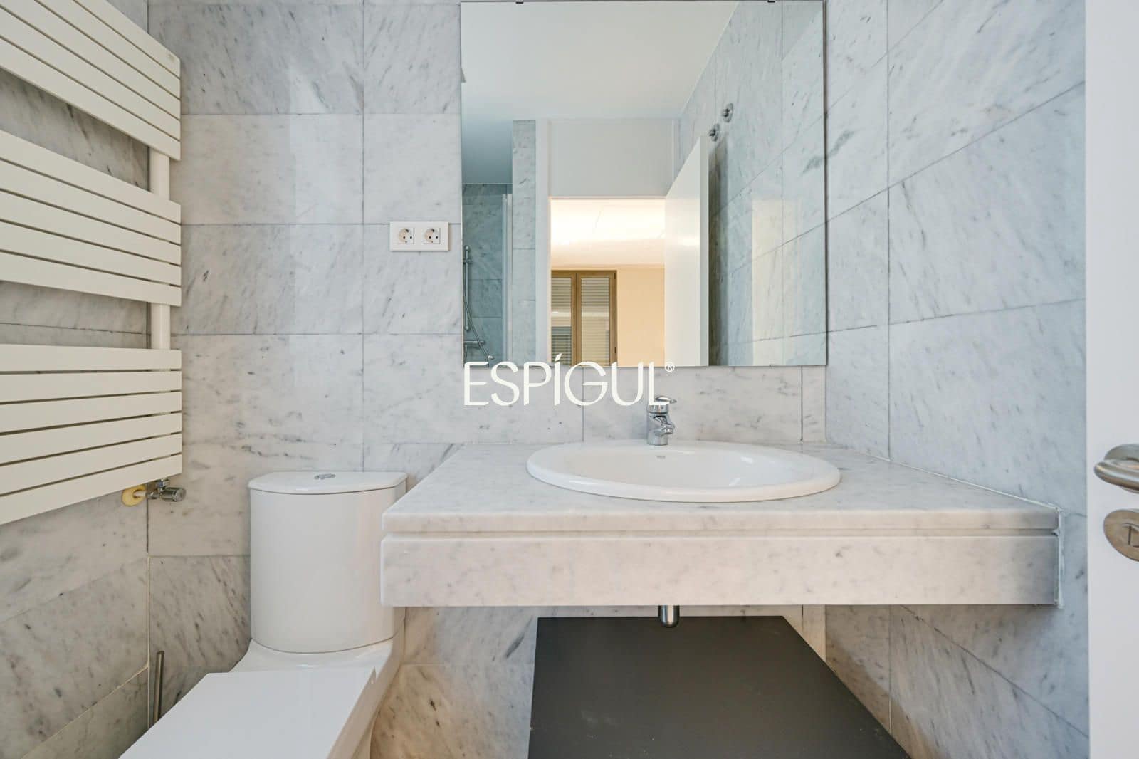 Chalet de 4 habitaciones en Sant Vicenç de Montalt en venta con piscina garaje - 889.000 € (Ref: 10016083)
