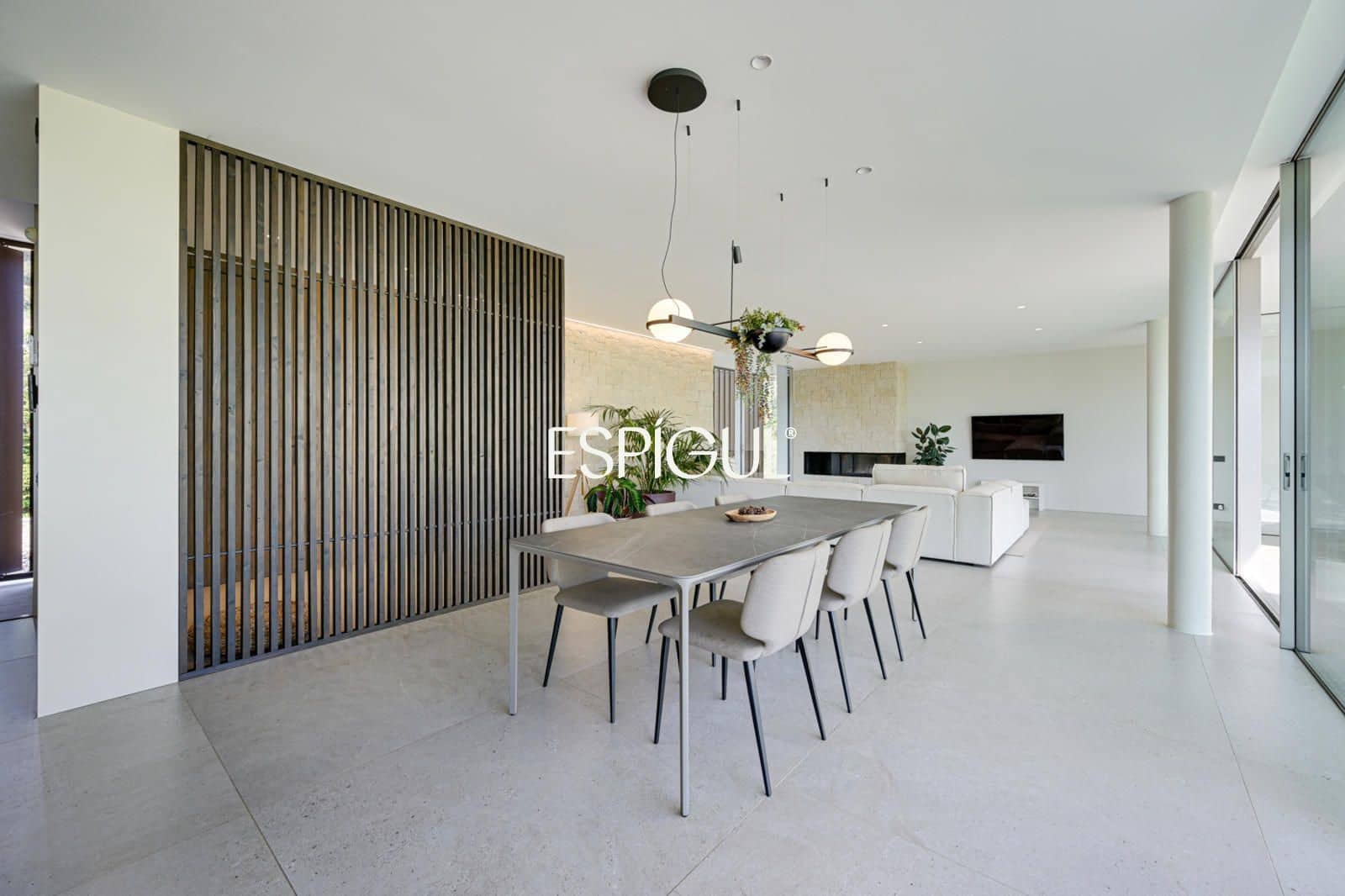 4 Zimmer Villa zu verkaufen in Vallromanes mit Pool Garage - 1.350.000 € (Ref: 10016084)