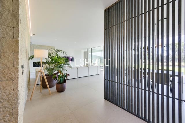 4 Zimmer Villa zu verkaufen in Vallromanes mit Pool Garage - 1.350.000 € (Ref: 10016084)