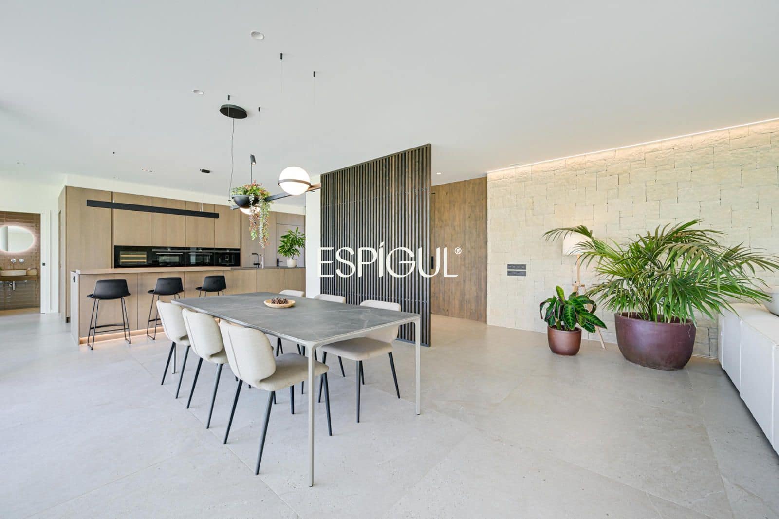 4 Zimmer Villa zu verkaufen in Vallromanes mit Pool Garage - 1.350.000 € (Ref: 10016084)