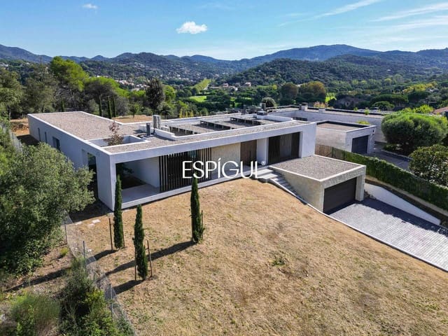 4 Zimmer Villa zu verkaufen in Vallromanes mit Pool Garage - 1.350.000 € (Ref: 10016084)