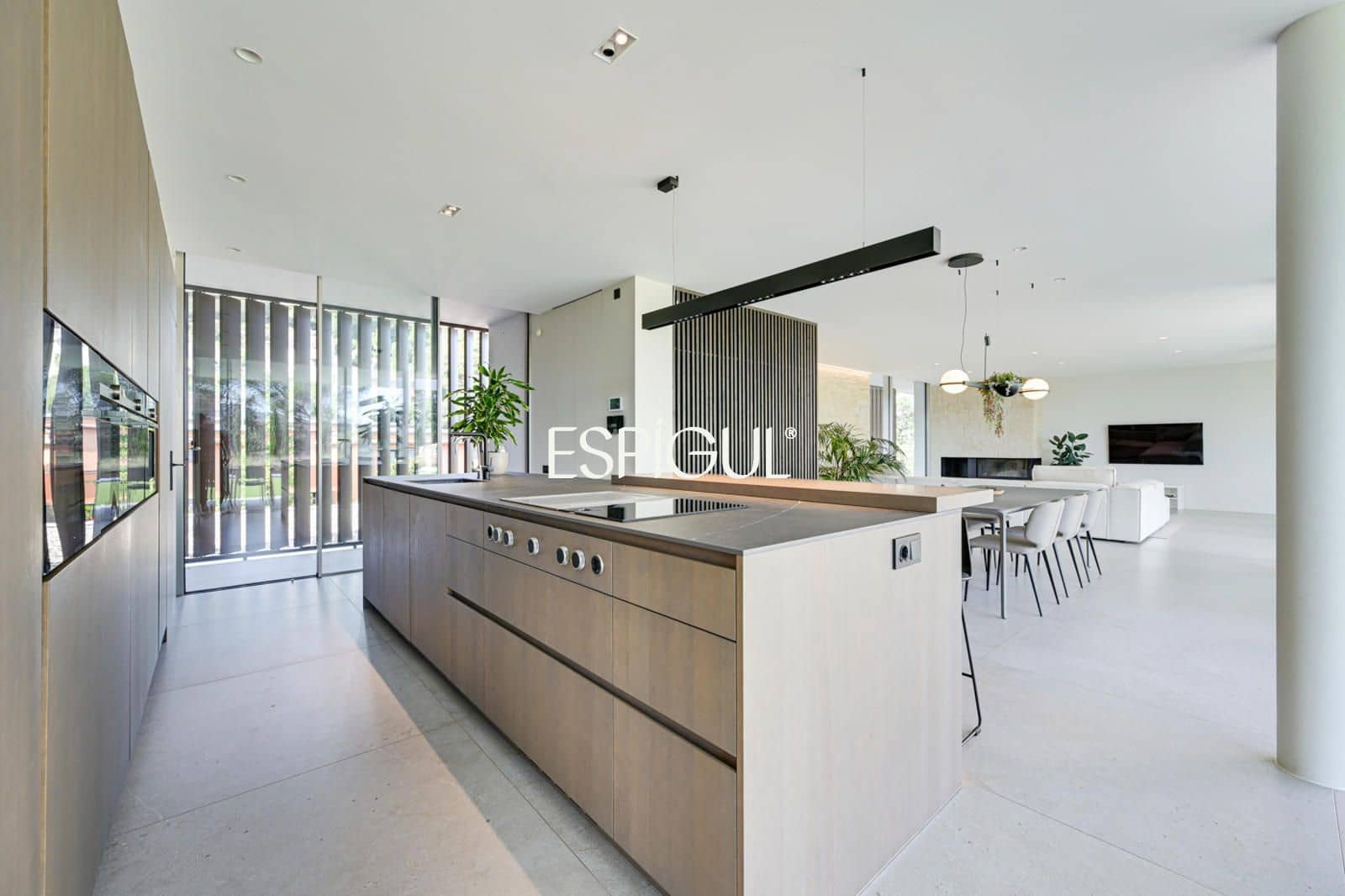 4 Zimmer Villa zu verkaufen in Vallromanes mit Pool Garage - 1.350.000 € (Ref: 10016084)