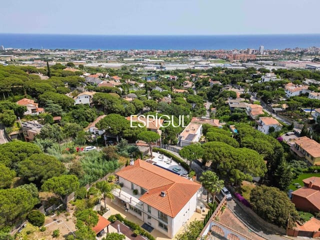 6 chambre Villa/Maison à vendre à Cabrils avec piscine garage - 3 500 000 € (Ref: 10016085)