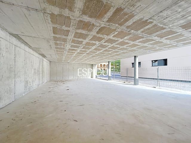 Comercial para arrendar em Teià - 1 600 € (Ref: 10016086)
