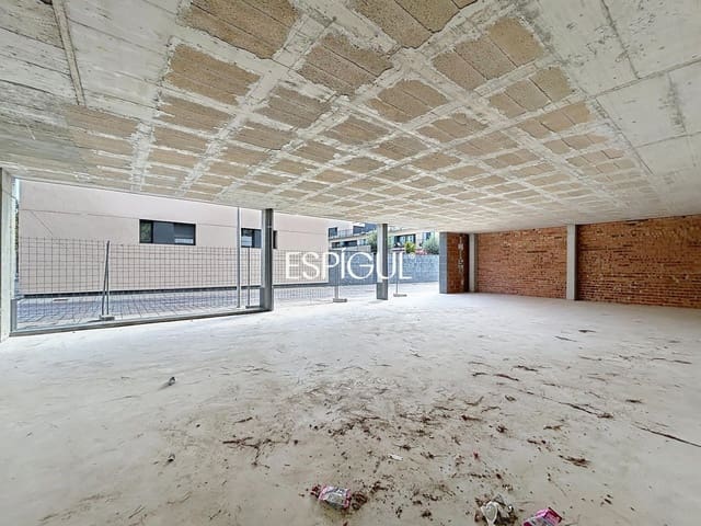 Comercial para arrendar em Teià - 1 600 € (Ref: 10016086)