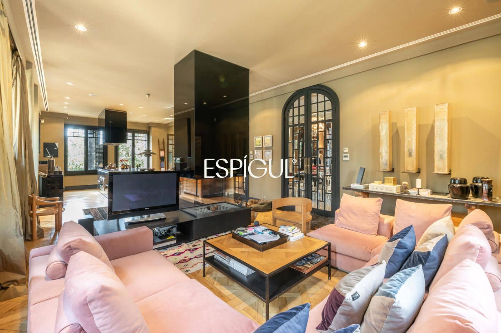 9 quarto Moradia para venda em Cardedeu com piscina garagem - 2 950 000 € (Ref: 10016089)