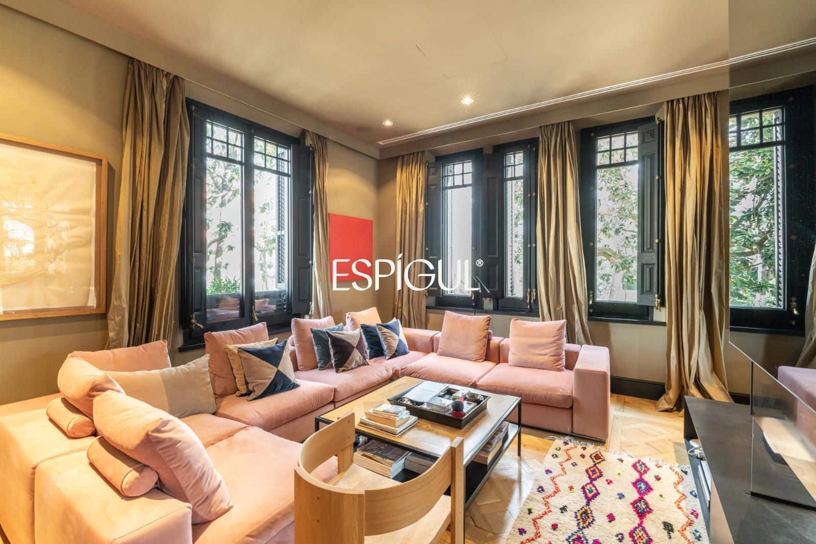 9 quarto Moradia para venda em Cardedeu com piscina garagem - 2 950 000 € (Ref: 10016089)