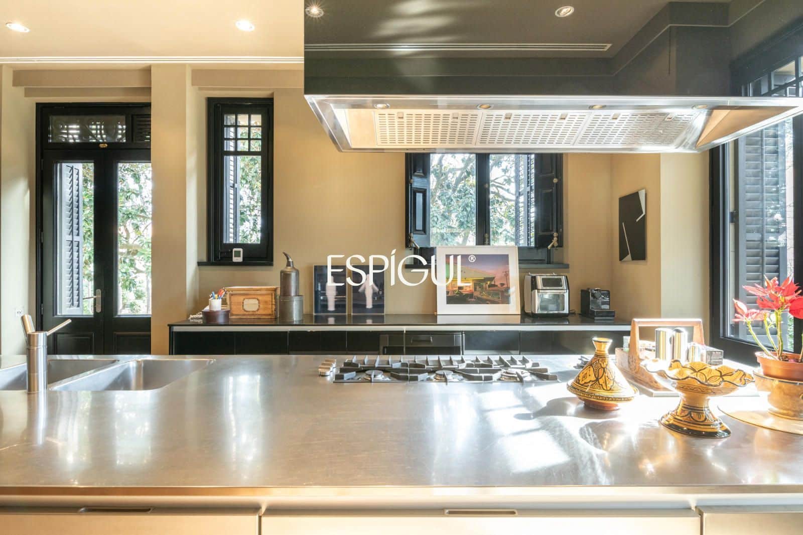 9 quarto Moradia para venda em Cardedeu com piscina garagem - 2 950 000 € (Ref: 10016089)
