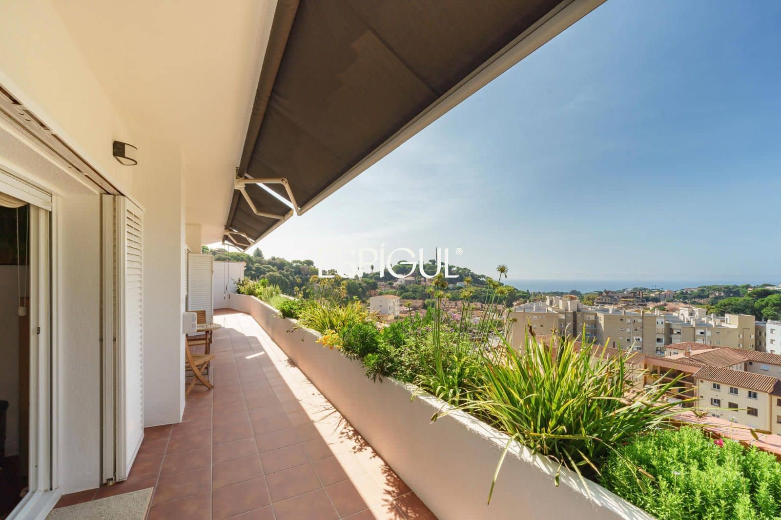 6 bedroom Townhouse for sale in Sant Andreu de Llavaneres with pool garage - € 970,000 (Ref: 10035706)