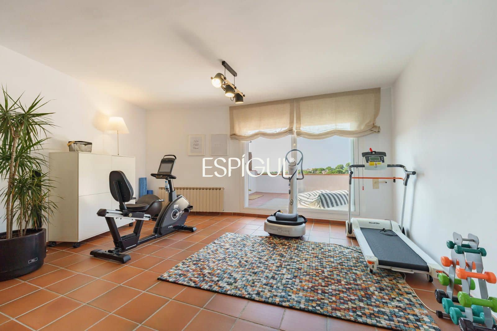 6 bedroom Townhouse for sale in Sant Andreu de Llavaneres with pool garage - € 970,000 (Ref: 10035706)