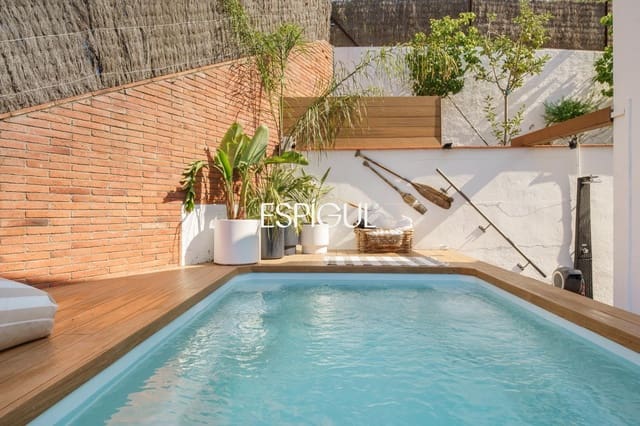6 bedroom Townhouse for sale in Sant Andreu de Llavaneres with pool garage - € 970,000 (Ref: 10035706)