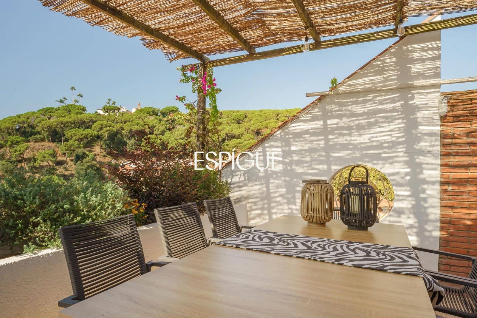 6 bedroom Townhouse for sale in Sant Andreu de Llavaneres with pool garage - € 970,000 (Ref: 10035706)