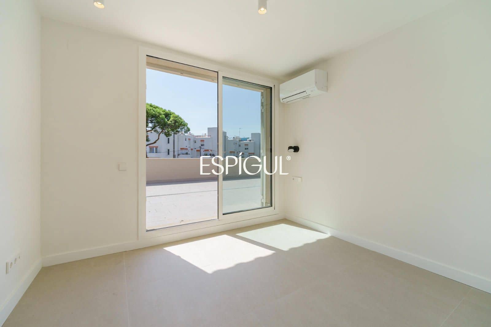 5 quarto Moradia para venda em Sant Andreu de Llavaneres com piscina garagem - 1 450 000 € (Ref: 10037740)