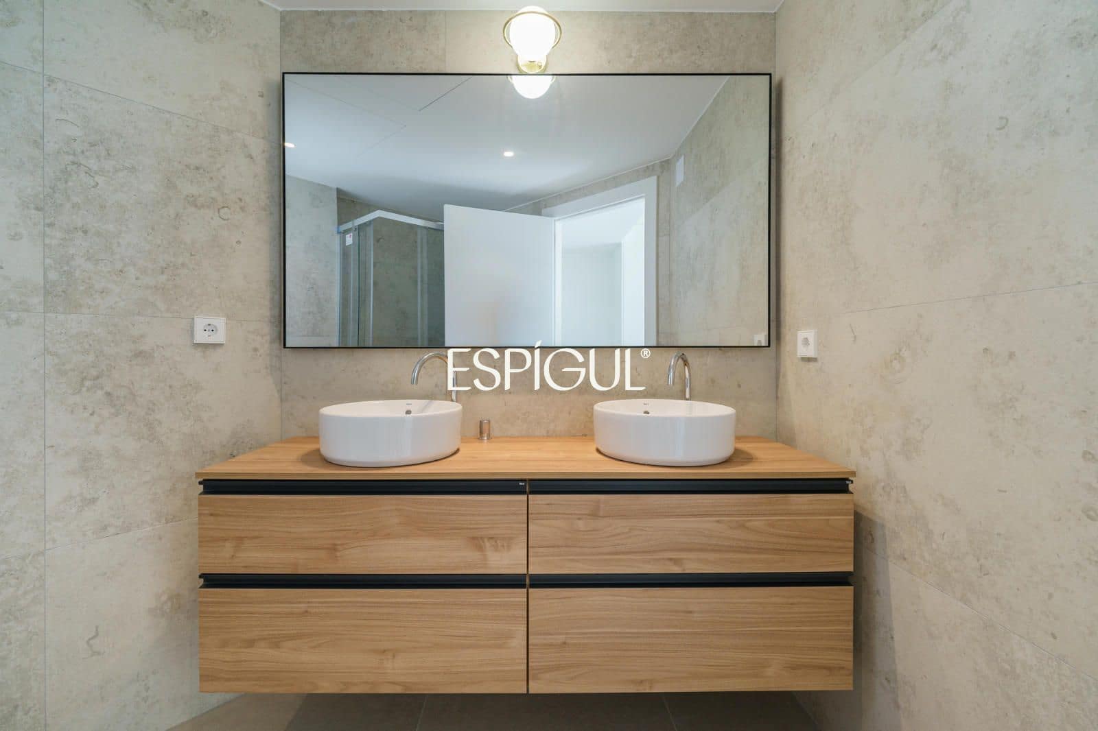 5 quarto Moradia para venda em Sant Andreu de Llavaneres com piscina garagem - 1 450 000 € (Ref: 10037740)