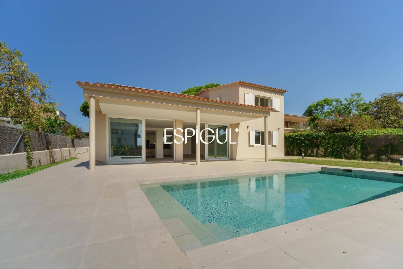 5 quarto Moradia para venda em Sant Andreu de Llavaneres com piscina garagem - 1 450 000 € (Ref: 10037740)