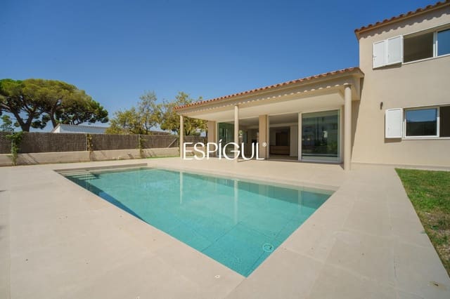 5 quarto Moradia para venda em Sant Andreu de Llavaneres com piscina garagem - 1 450 000 € (Ref: 10037740)