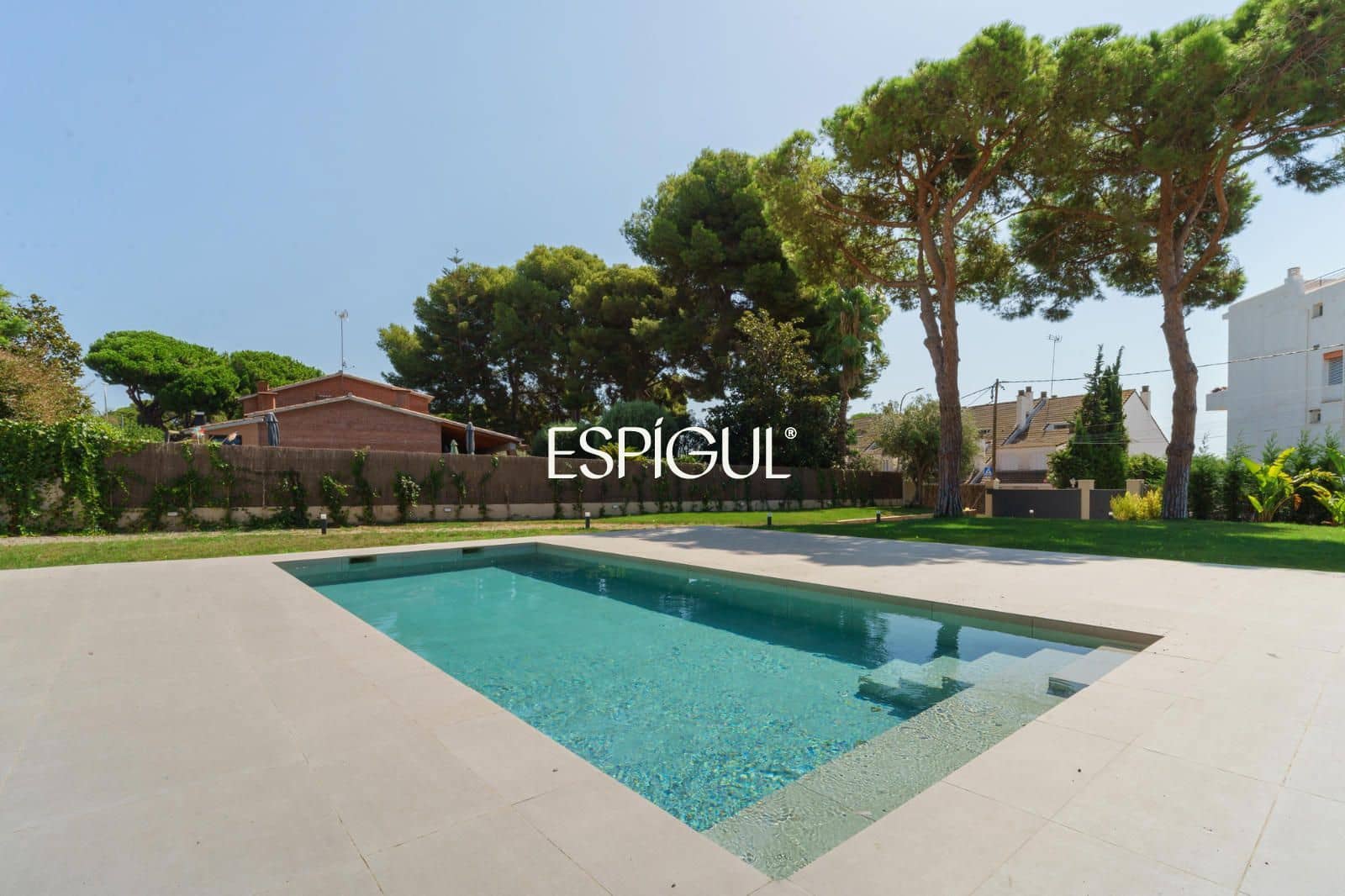 5 quarto Moradia para venda em Sant Andreu de Llavaneres com piscina garagem - 1 450 000 € (Ref: 10037740)