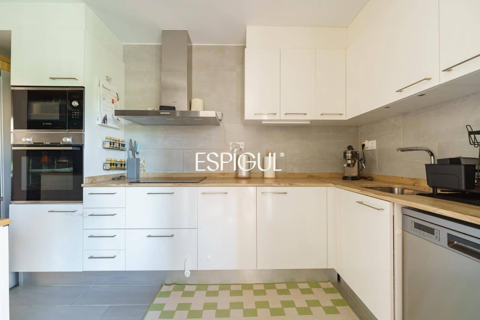 4 chambre Appartement à vendre à El Masnou avec garage - 560 000 € (Ref: 10039312)