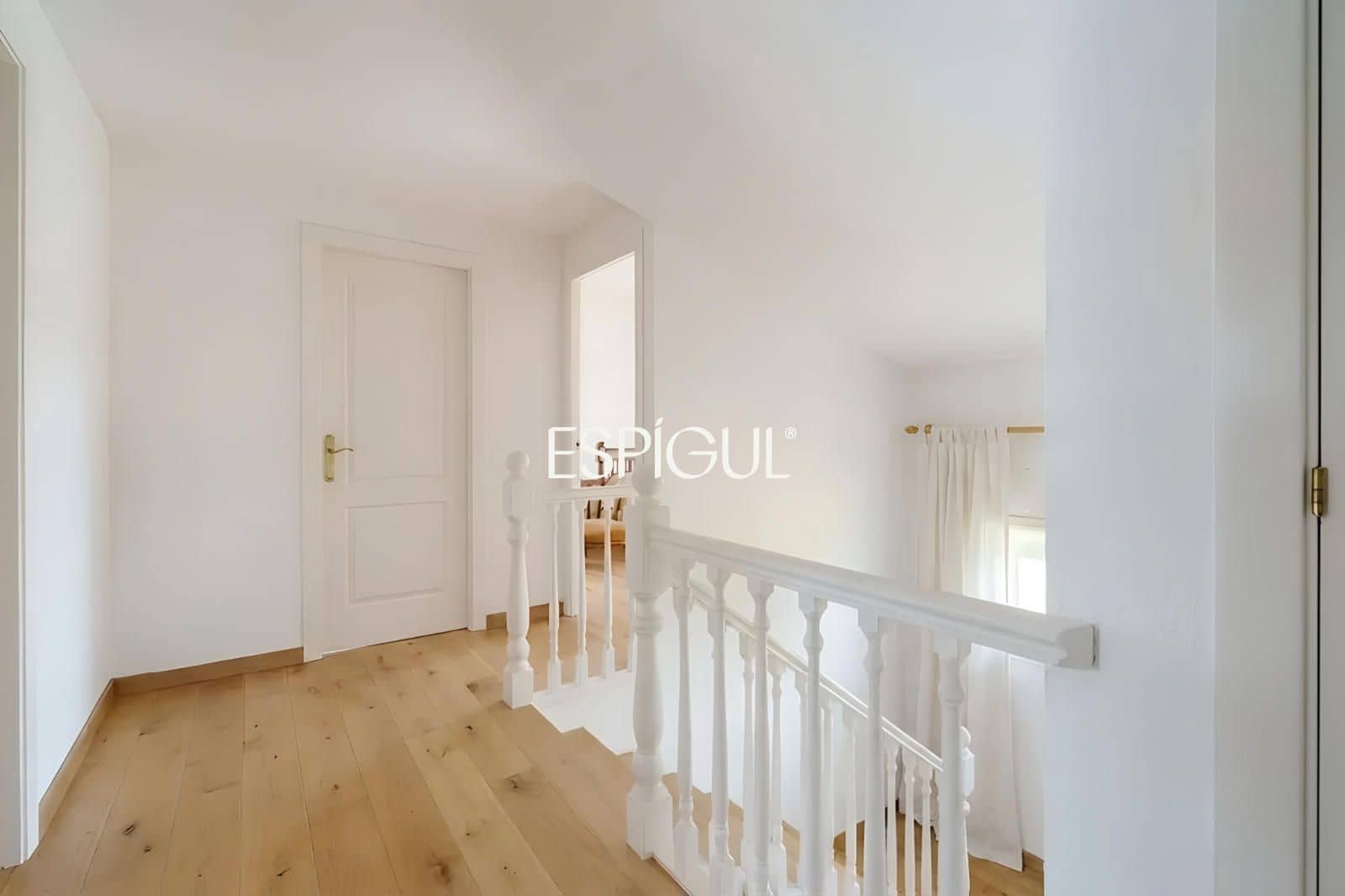 6 Zimmer Villa zu verkaufen in Vilassar de Dalt mit Pool Garage - 880.000 € (Ref: 10045730)