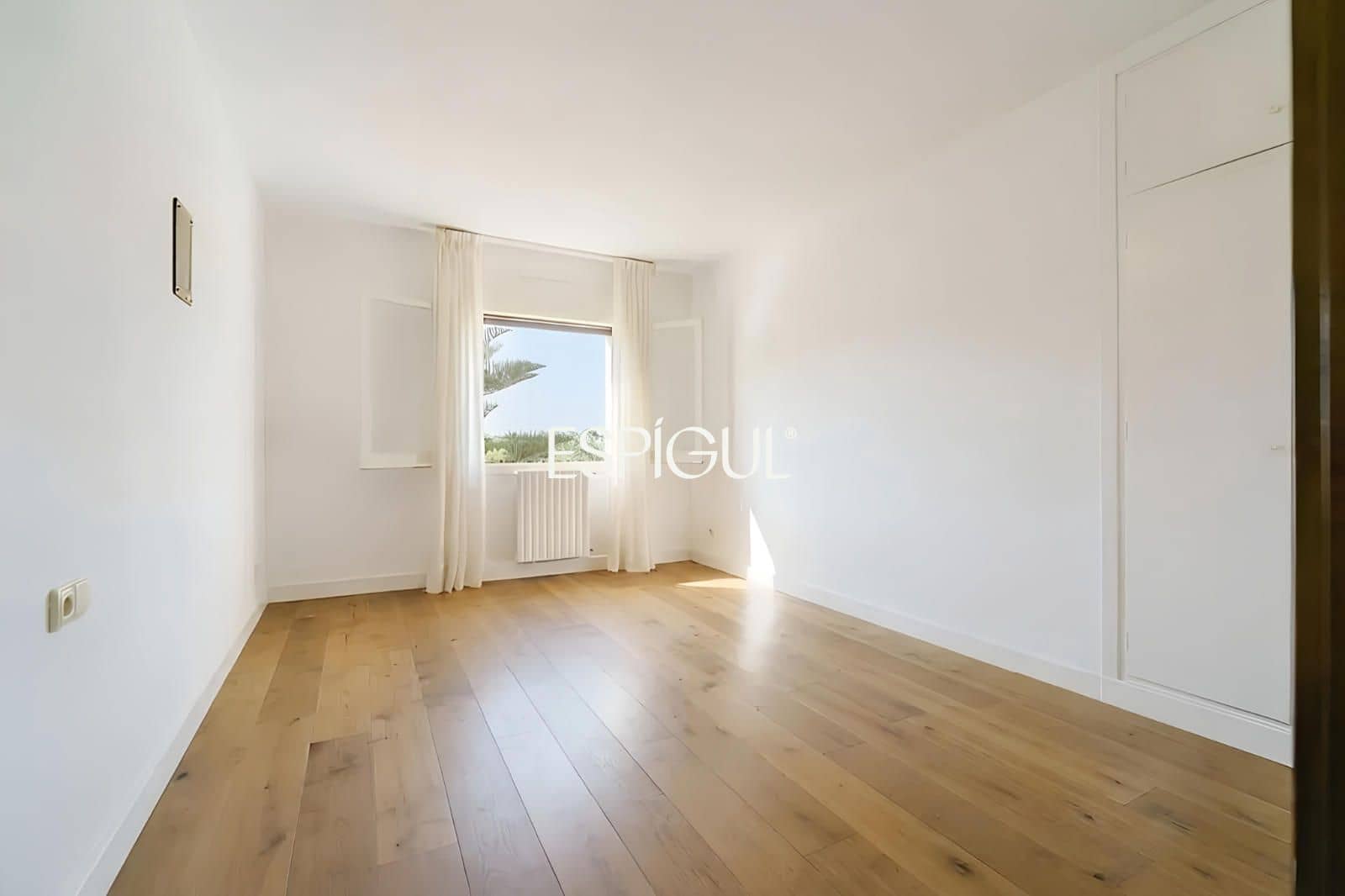 6 Zimmer Villa zu verkaufen in Vilassar de Dalt mit Pool Garage - 880.000 € (Ref: 10045730)
