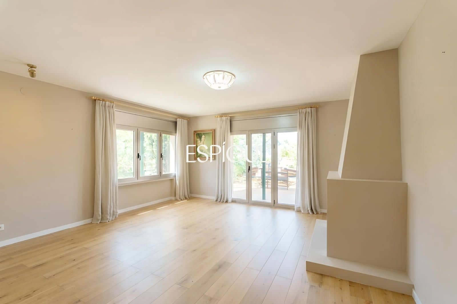 6 Zimmer Villa zu verkaufen in Vilassar de Dalt mit Pool Garage - 880.000 € (Ref: 10045730)