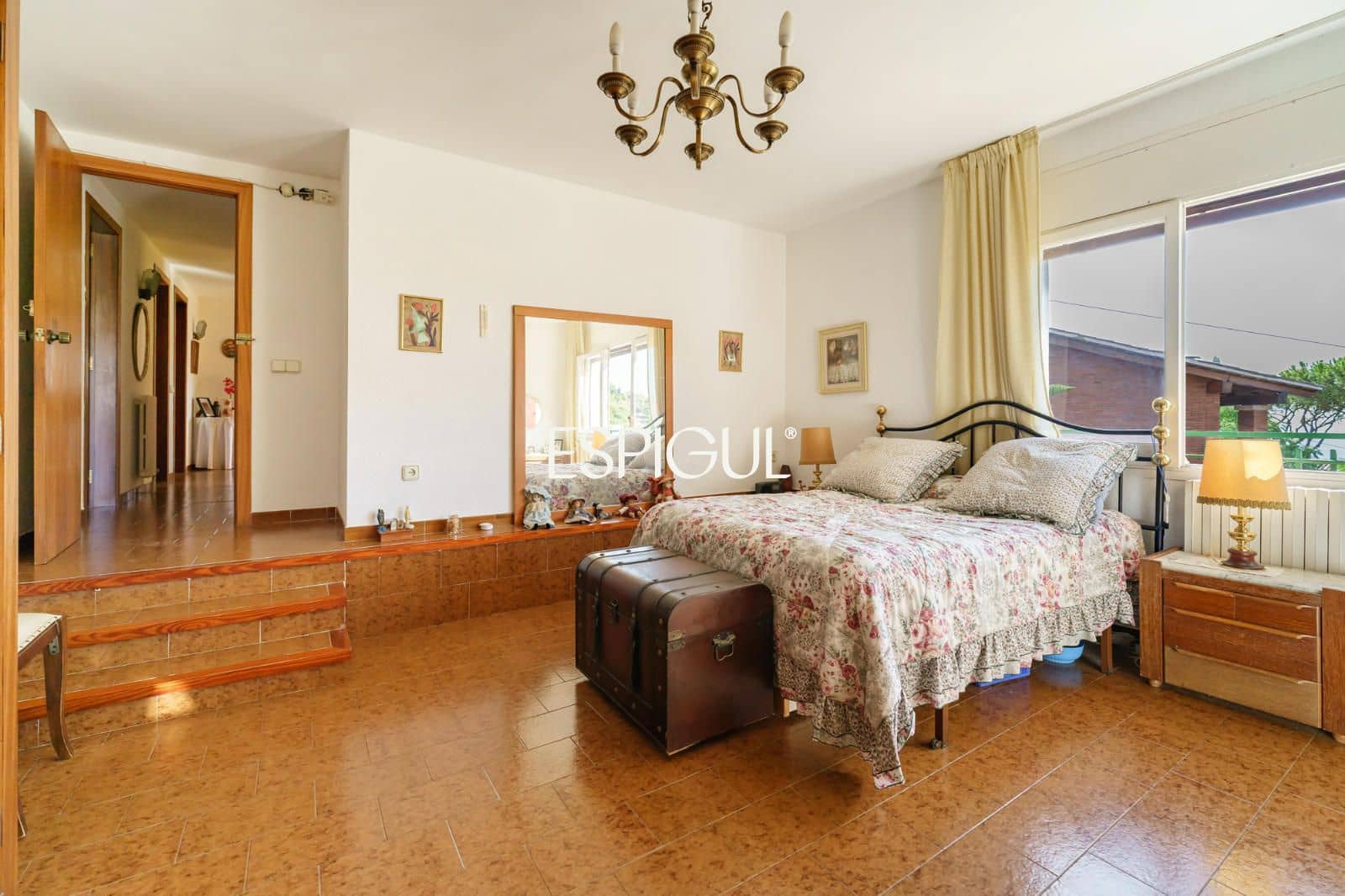 6 Zimmer Villa zu verkaufen in Vilassar de Dalt mit Pool Garage - 880.000 € (Ref: 10045730)