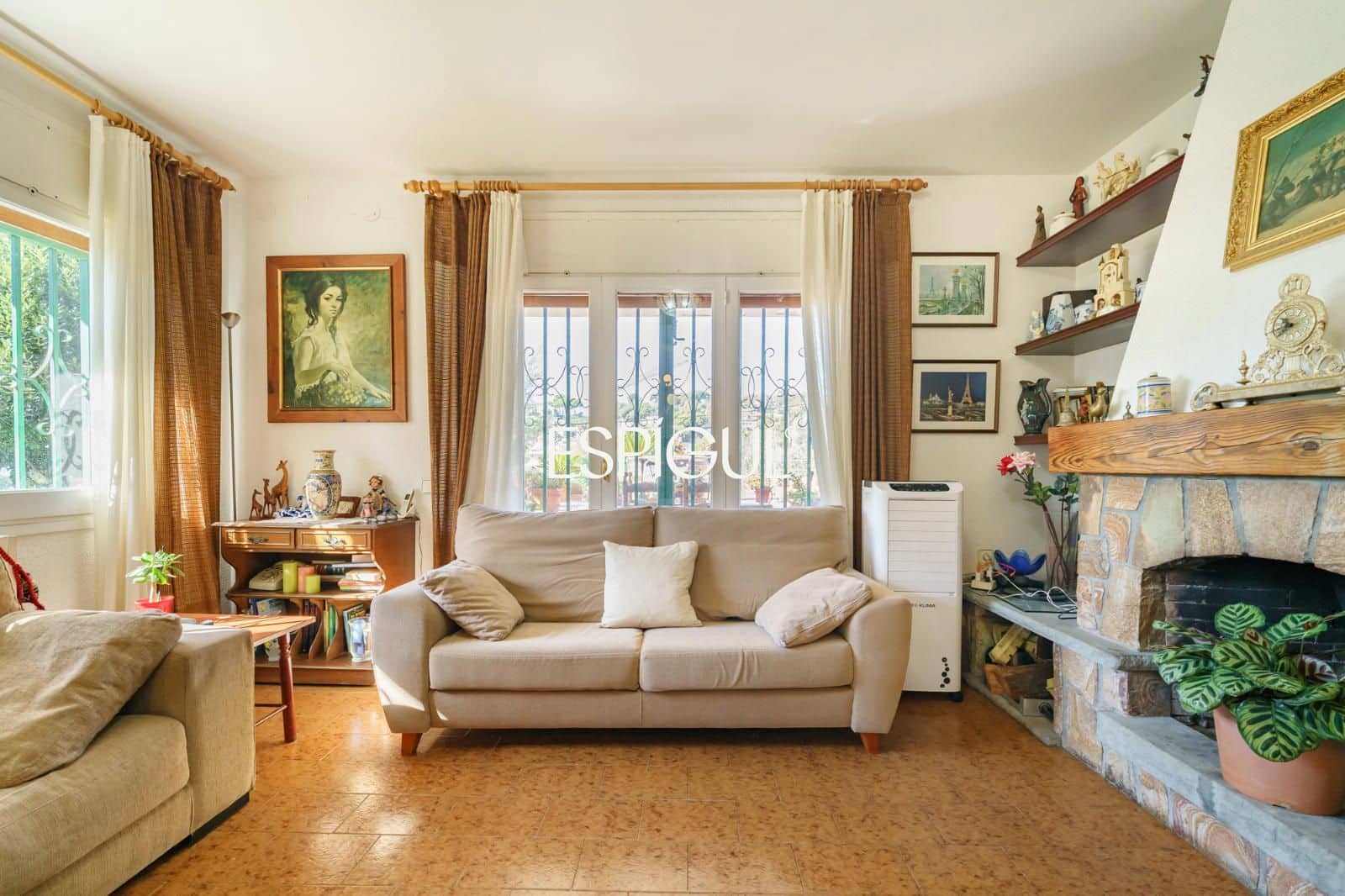 6 Zimmer Villa zu verkaufen in Vilassar de Dalt mit Pool Garage - 880.000 € (Ref: 10045730)