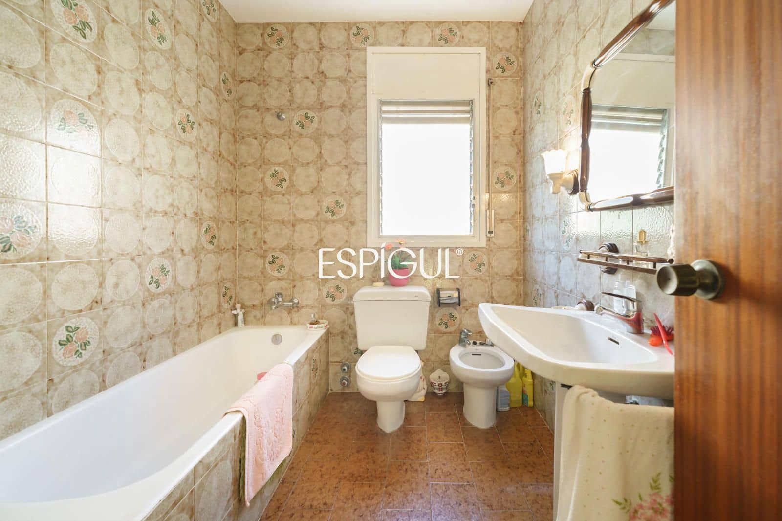 6 Zimmer Villa zu verkaufen in Vilassar de Dalt mit Pool Garage - 880.000 € (Ref: 10045730)