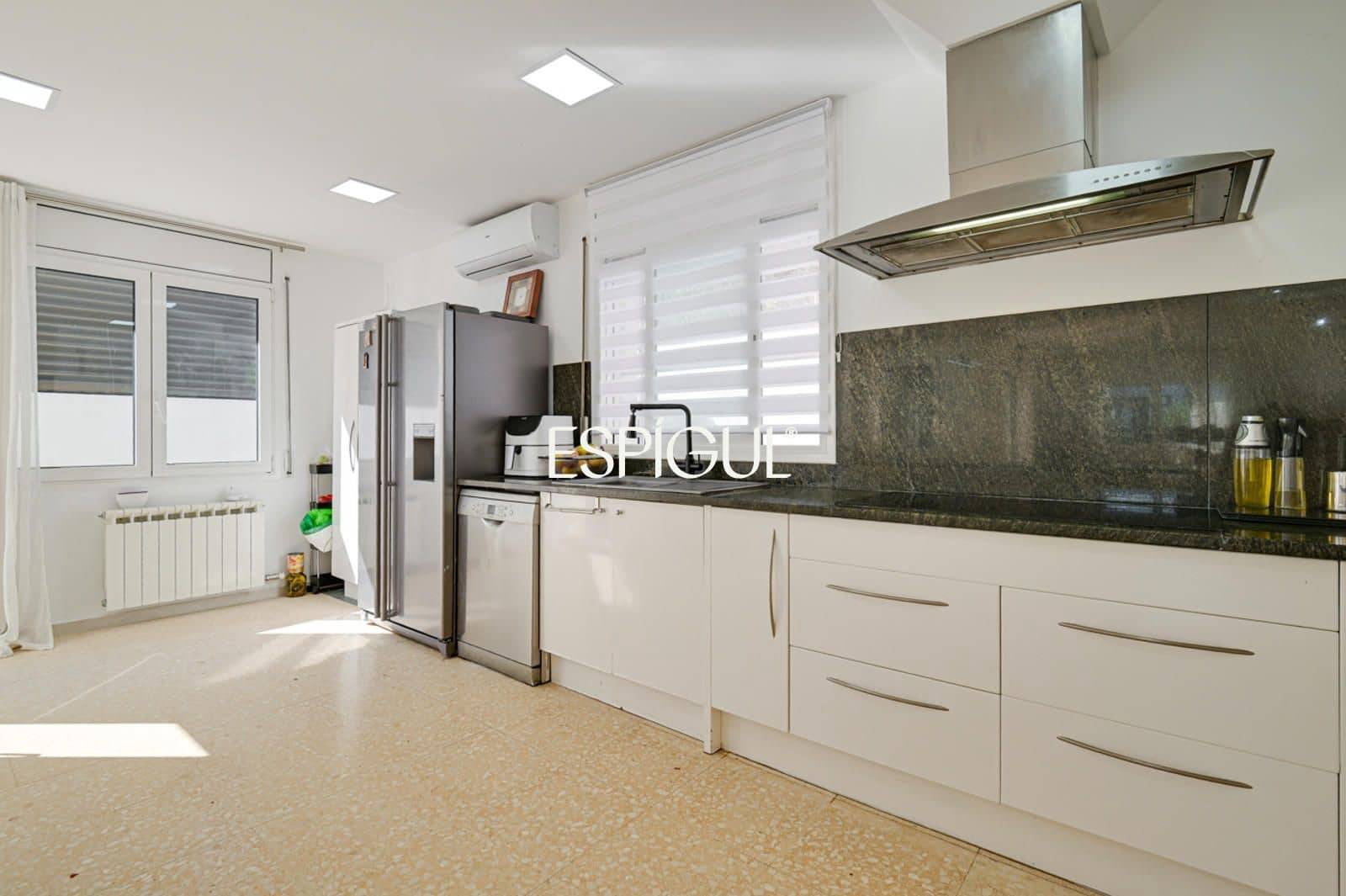 Chalet de 5 habitaciones en Alella en venta con piscina garaje - 1.200.000 € (Ref: 10060185)