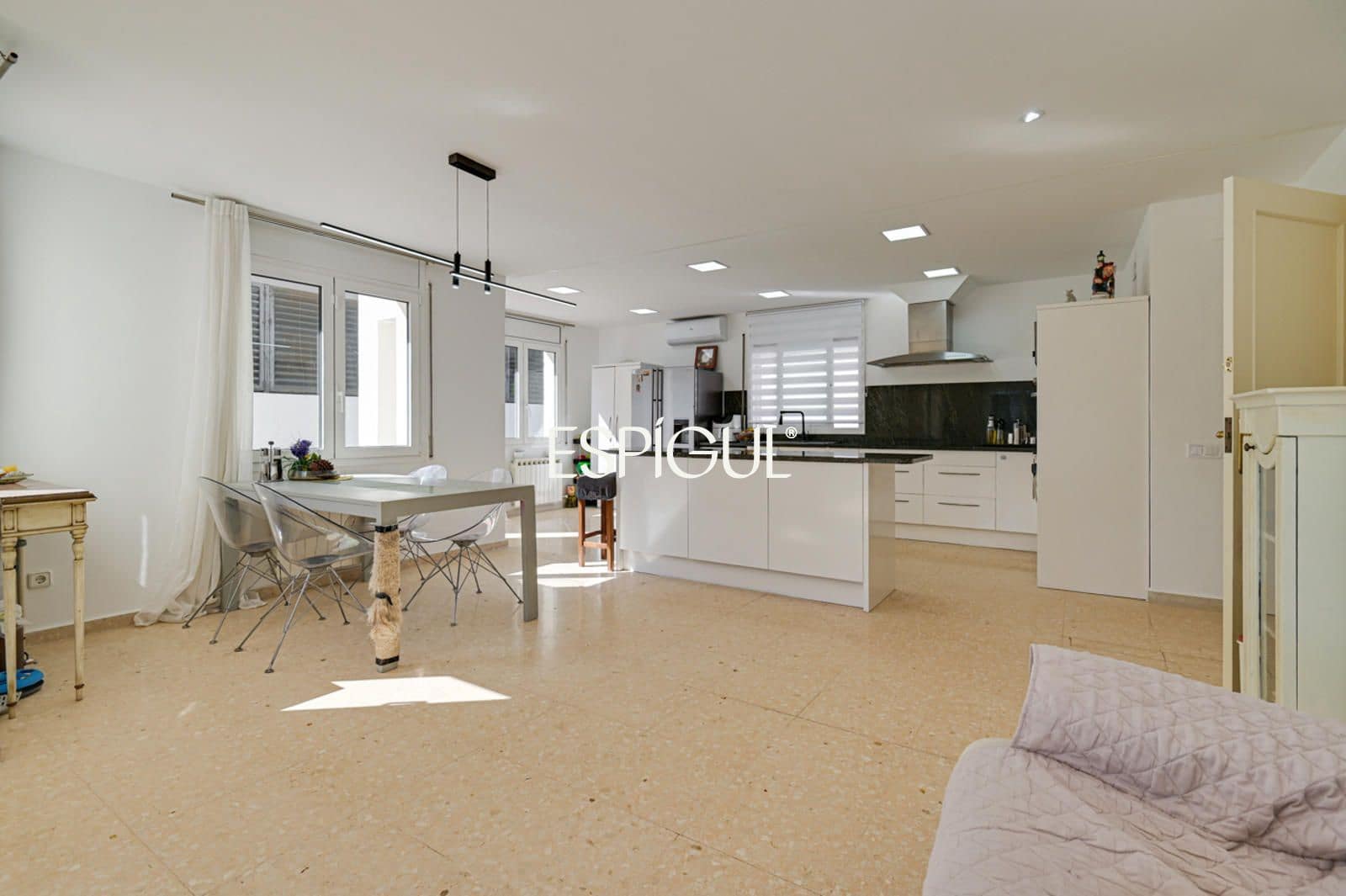 Chalet de 5 habitaciones en Alella en venta con piscina garaje - 1.200.000 € (Ref: 10060185)