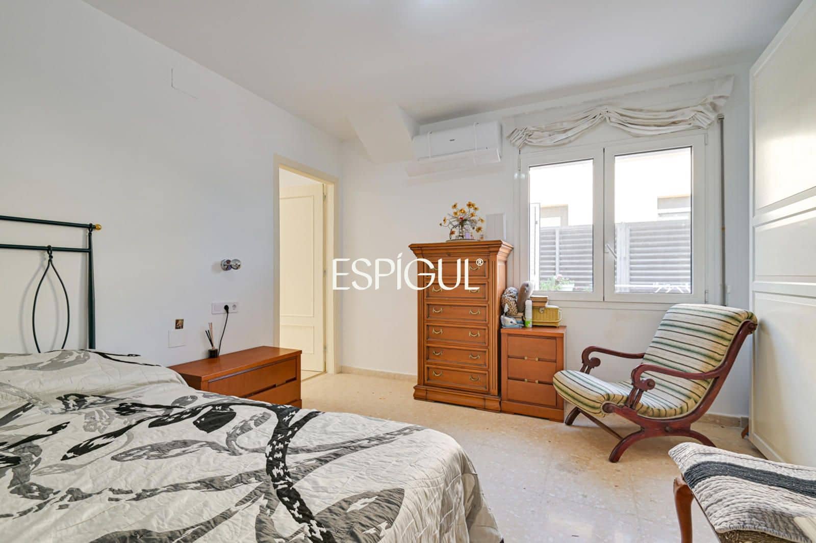 Chalet de 5 habitaciones en Alella en venta con piscina garaje - 1.200.000 € (Ref: 10060185)