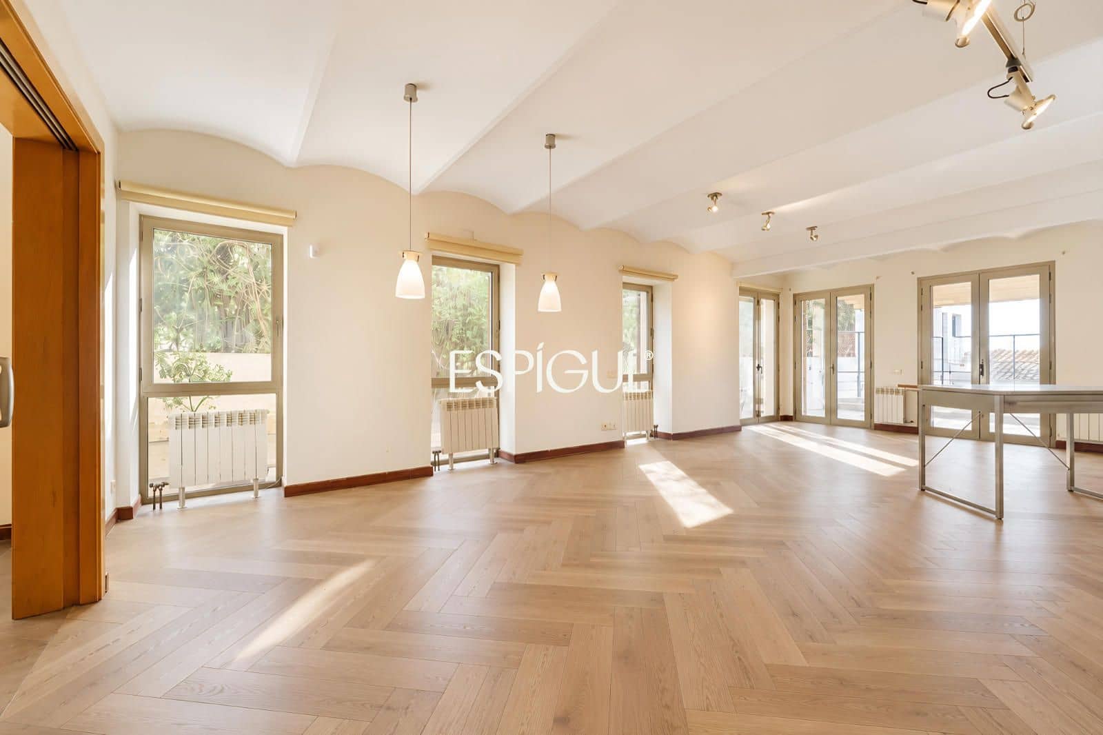 5 quarto Casa em Banda para venda em Premia de Dalt com garagem - 775 000 € (Ref: 10121052)