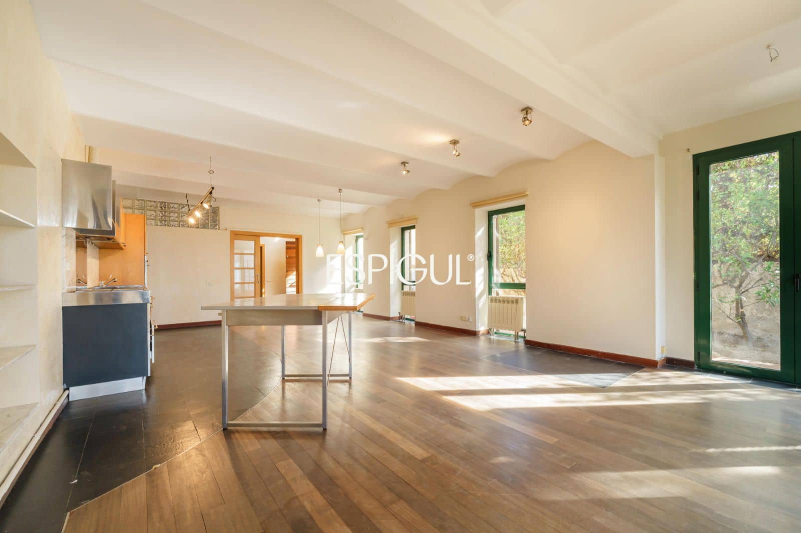 5 quarto Casa em Banda para venda em Premia de Dalt com garagem - 775 000 € (Ref: 10121052)