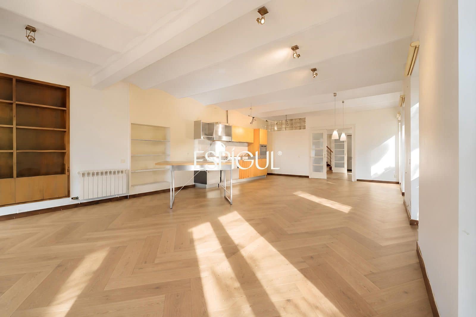 5 quarto Casa em Banda para venda em Premia de Dalt com garagem - 775 000 € (Ref: 10121052)