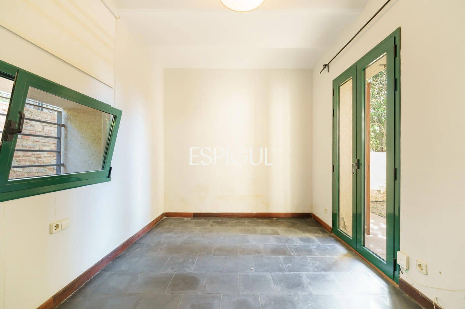 5 quarto Casa em Banda para venda em Premia de Dalt com garagem - 775 000 € (Ref: 10121052)